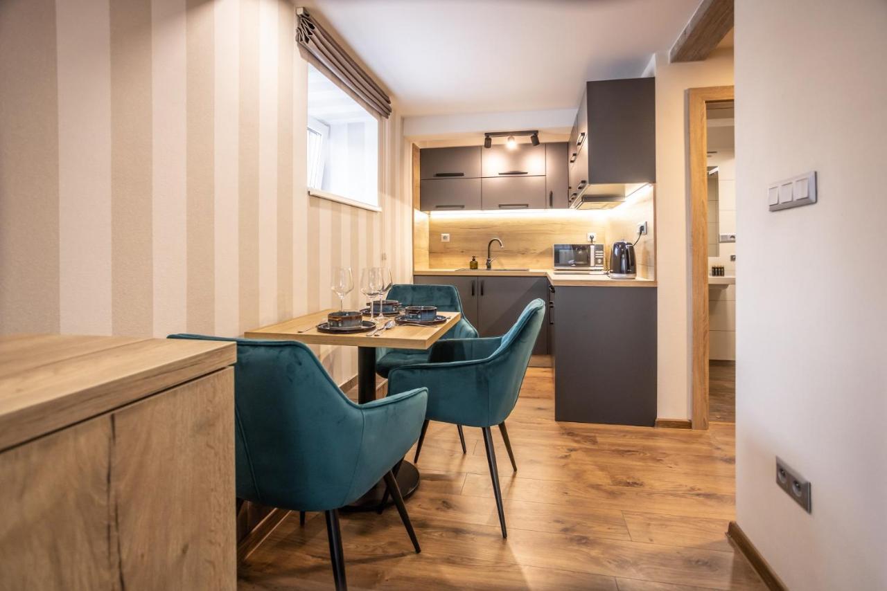 Hotel Demanova Apartments - Dependance Липтовски-Микулаш Экстерьер фото