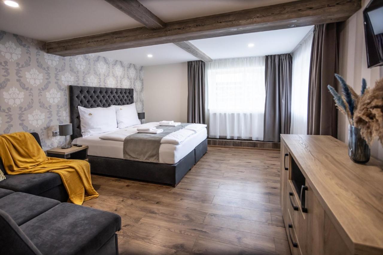 Hotel Demanova Apartments - Dependance Липтовски-Микулаш Экстерьер фото