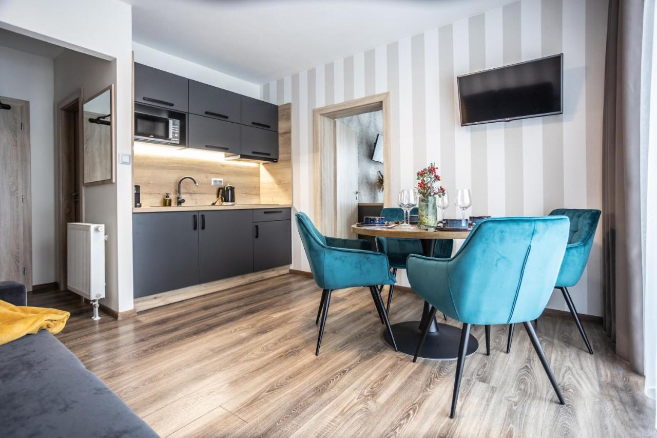 Hotel Demanova Apartments - Dependance Липтовски-Микулаш Экстерьер фото